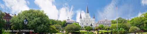 Платно New Orleans a Louisiana city on the Mississippi River, on the Gulf of Mexico