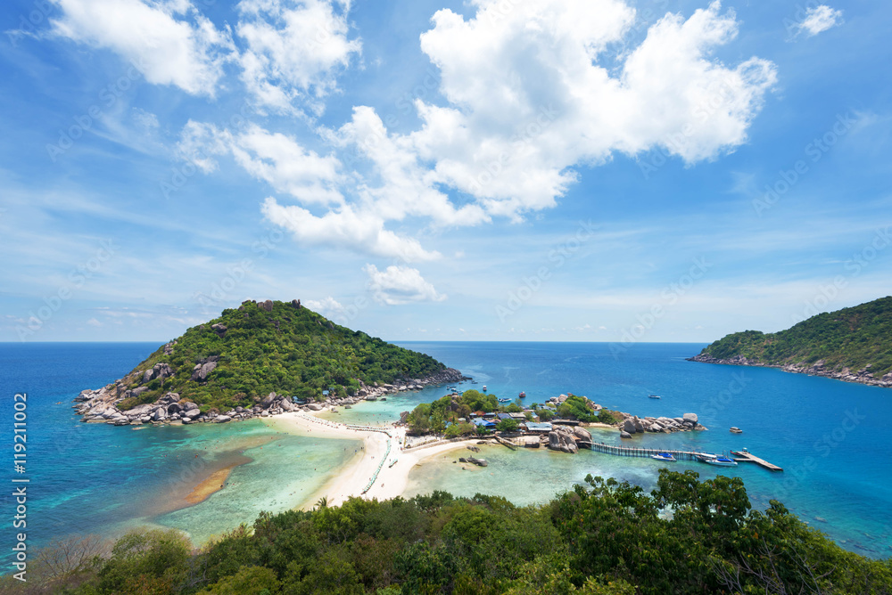 Obraz premium Koh Nang Yuan, beautiful island in gulf of Thailand
