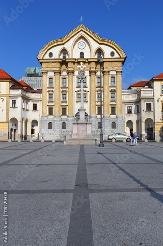 Ljubljana (Uršulinska cerkev svete Trojice; Ursuline Church of the Holy Trinity) - August 2016 