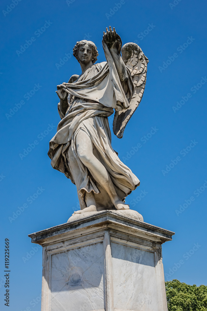 Obraz premium Angelo Bridge (Bridge of Hadrian, 134 AD) with ten angels. Rome.