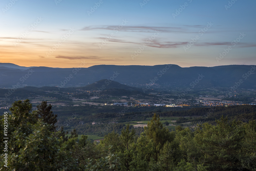 Fototapeta premium Provence landscape at sundown