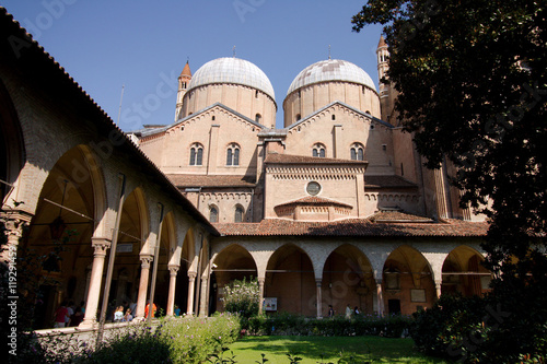 Basilica di Sant'Antonio di Padova photo