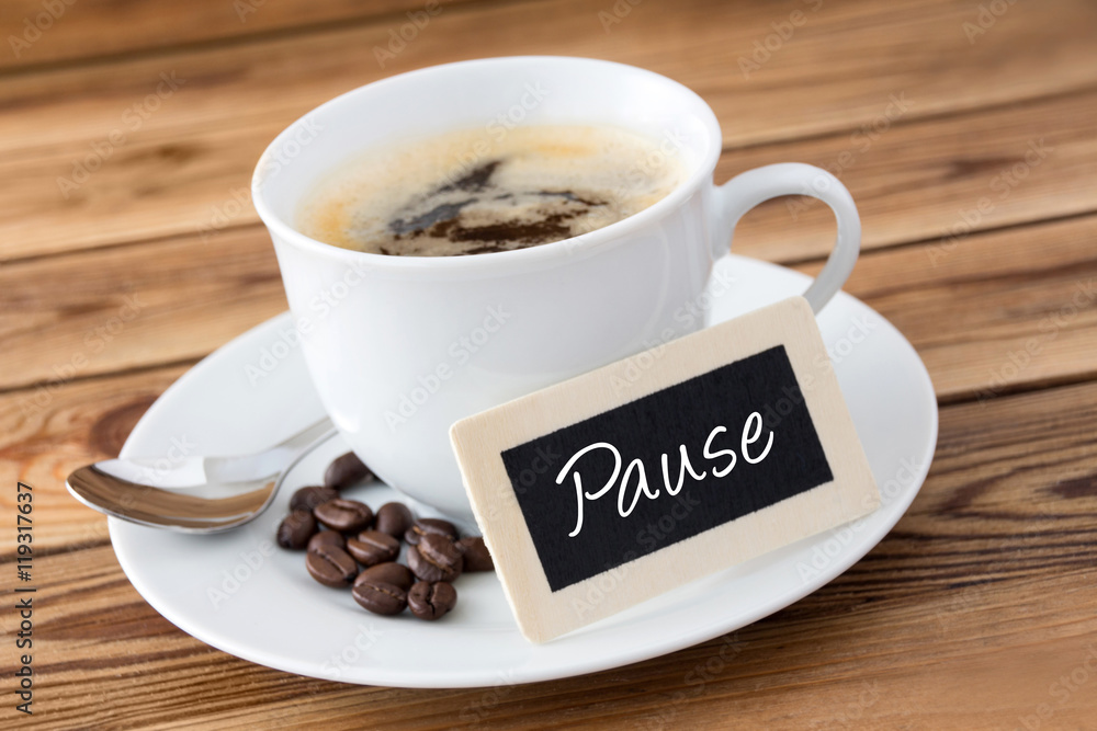 Kaffee und Schild - Pause Stock-Foto | Adobe Stock
