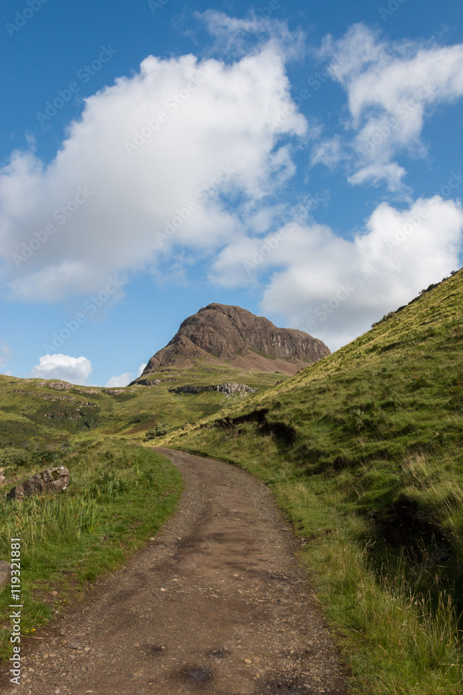 Preshal More in der Talisker Bay, Skye, Schottland Preshal More in der Talisker Bay, Skye, Schottland