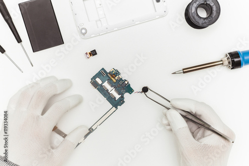 Mobile phone repairing process, flat lay, top view