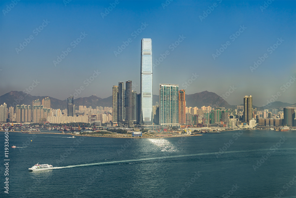 Victoria Harbor in Hong Kong, China (香港ビクトリア湾) 