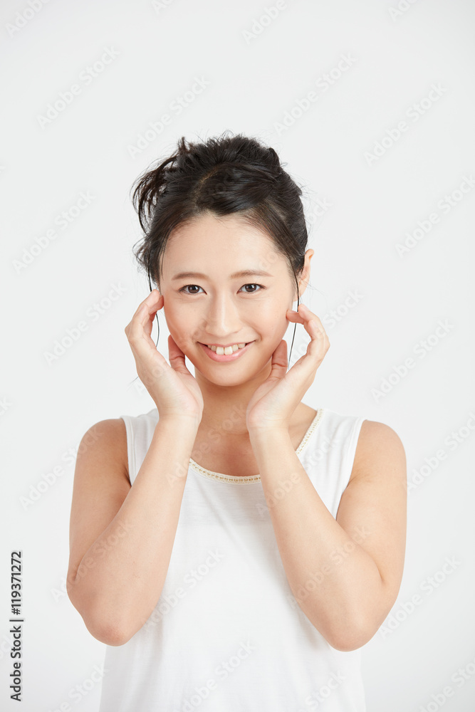 肌の綺麗な女性 肌の綺麗な女性