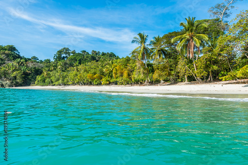 Manuel Antonio, Costa Rica - beautiful tropical beach © Simon Dannhauer