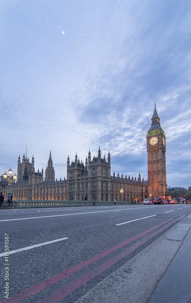 Big Ben and house of parliament - Big Ben and Houses of Parliament with road of Westminster Bridge