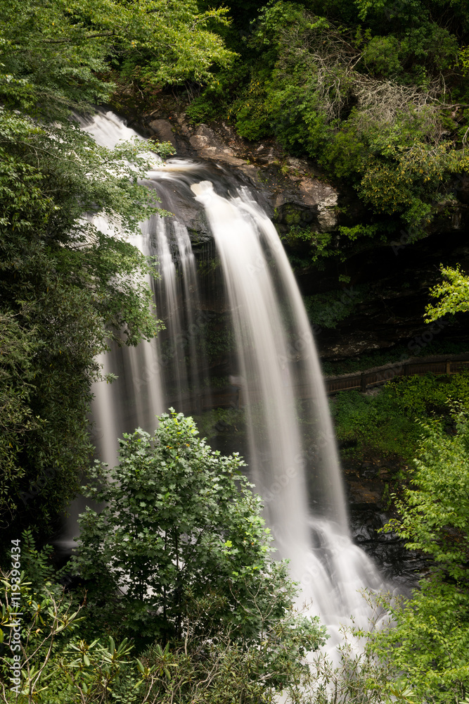 Fototapeta premium Dry Falls Waterfall near Highlands NC