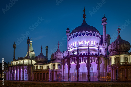 The Royal Pavilion at night is an exotic palace in the centre of Brighton. Built in 1823 for King George IV, is built in the style of Indo-Saracenic Revival architecture common in India and China.