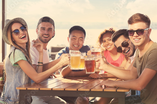 Group of friends hanging ou...
