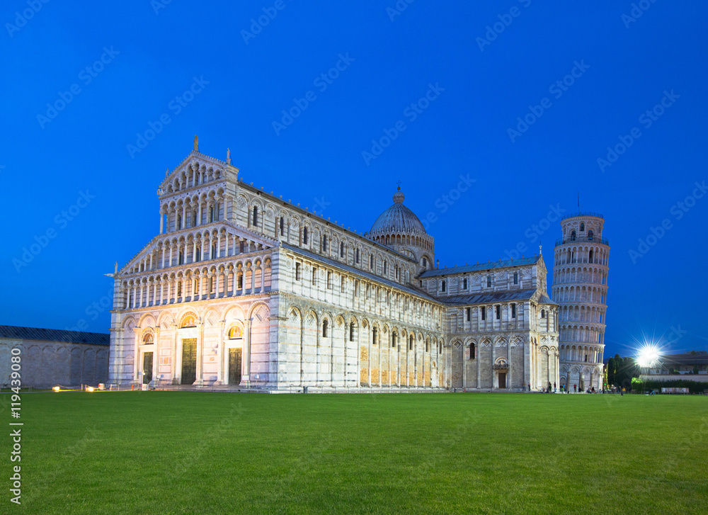 The Duomo and Leaning Tower of Pisa at dusk