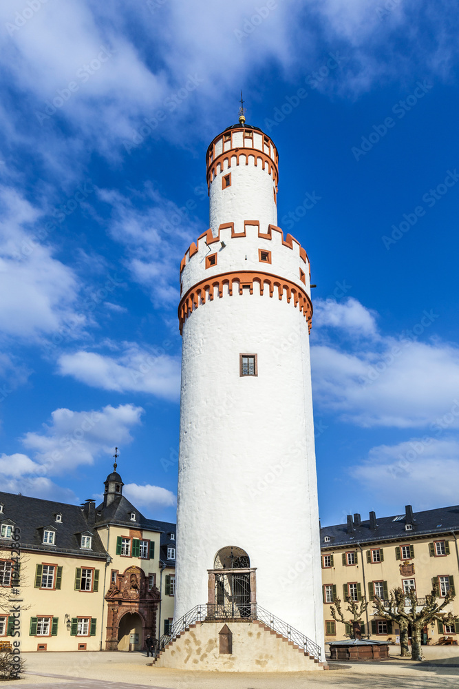 Naklejka premium famous tower of the castle in Bad Homburg
