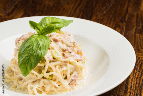 Pasta with bacon and cream sauce