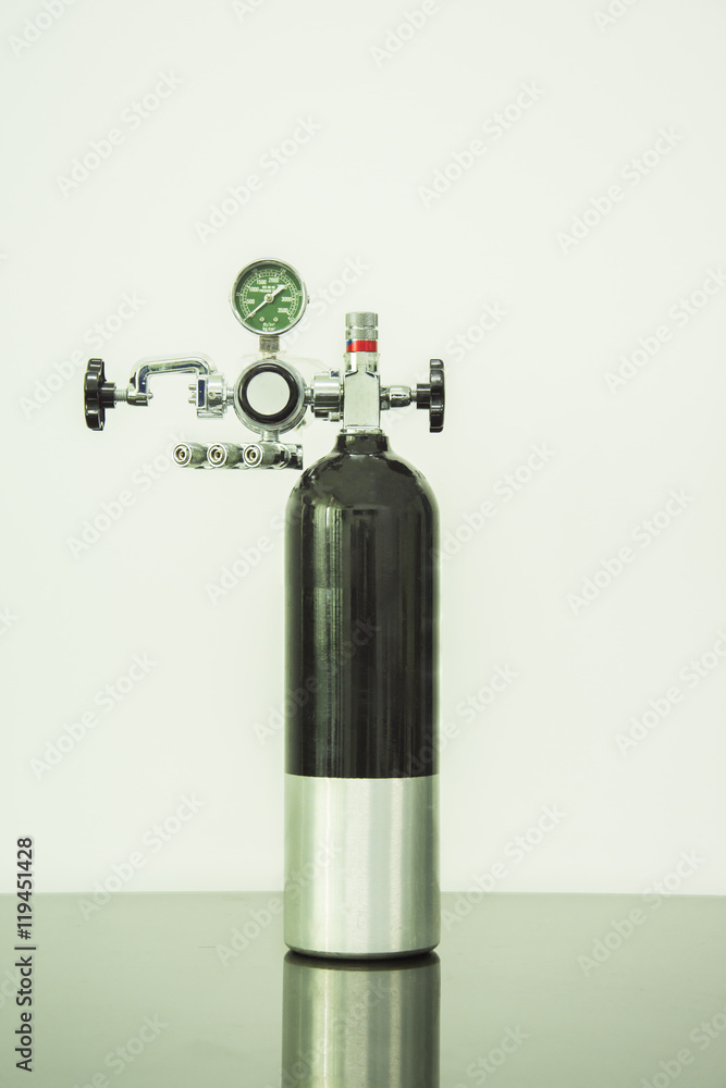 Fototapeta premium oxygen cylinder