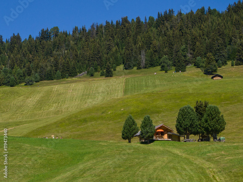 Baita di montagna isolata nelle Dolomiti 