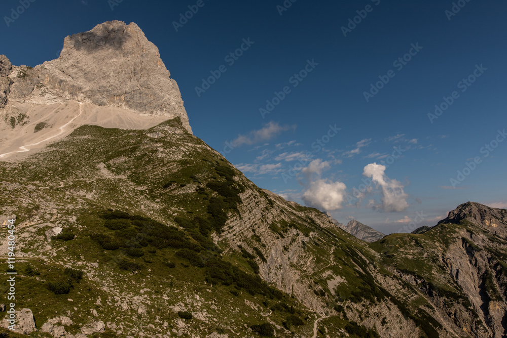 Fototapeta premium Majestic Lampsenspitze over Ahornboden in Tyrol's mountains