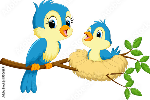 Mother bird with babies