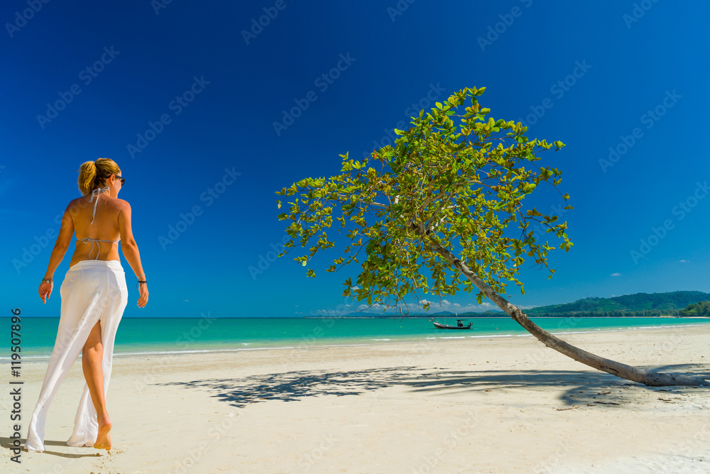 Obraz premium White sand beach in Khao Lak