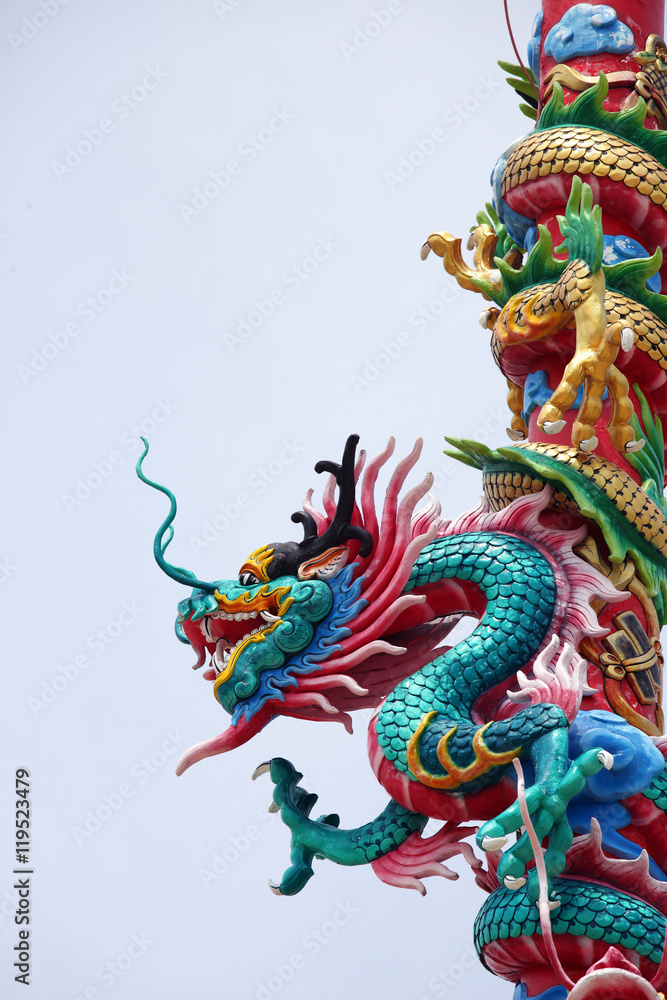 Fototapeta premium chinese style dragon statue