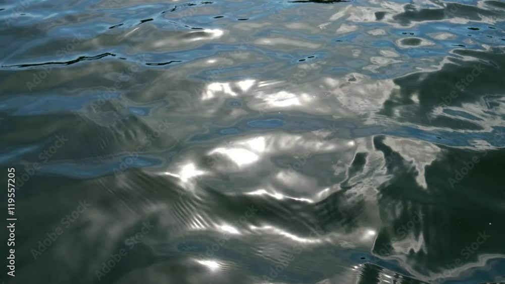 Giant breaking waves driven by high winds Giant breaking waves driven by high winds