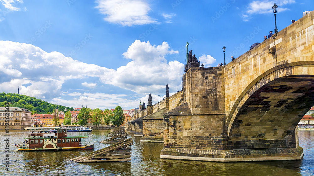 Obraz premium Charles Bridge in Prague
