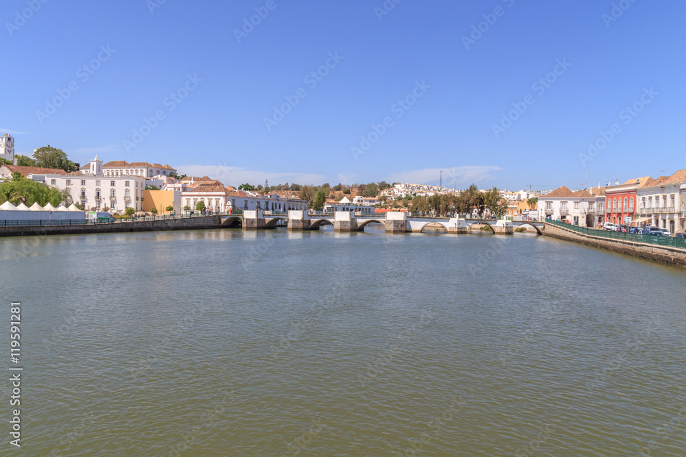 Vista Panorâmica de Tavira no Algarve 