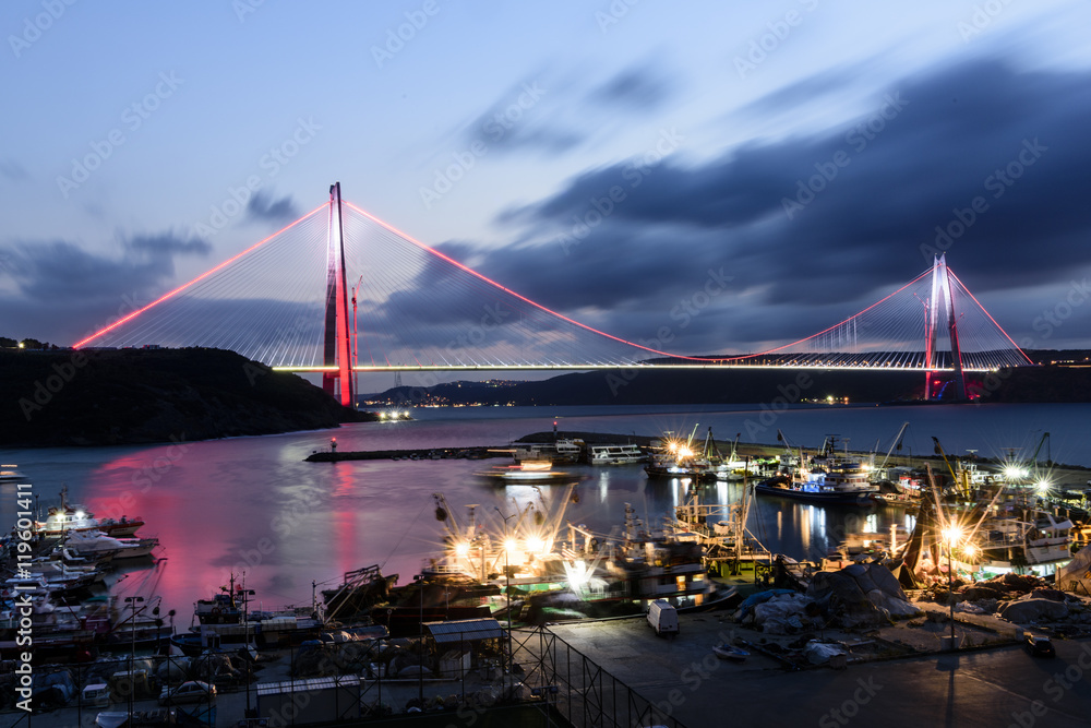 Obraz premium Yavuz Sultan Selim istanbul bosphorus bridge