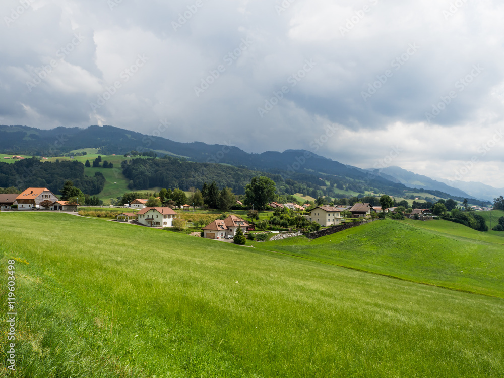 Por la zona de Haute Ville en Gruyères, Suiza OLYMPUS DIGITAL CAMERA