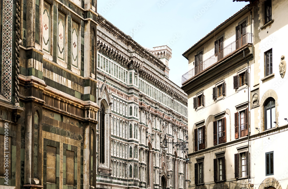 Fototapeta premium Beautiful View of the Cathedral Santa Maria del Fiore in Florenc