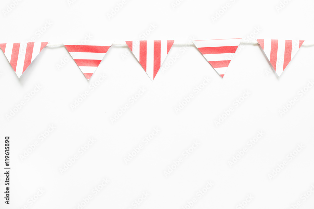 Obraz premium Red and white pattern paper bunting