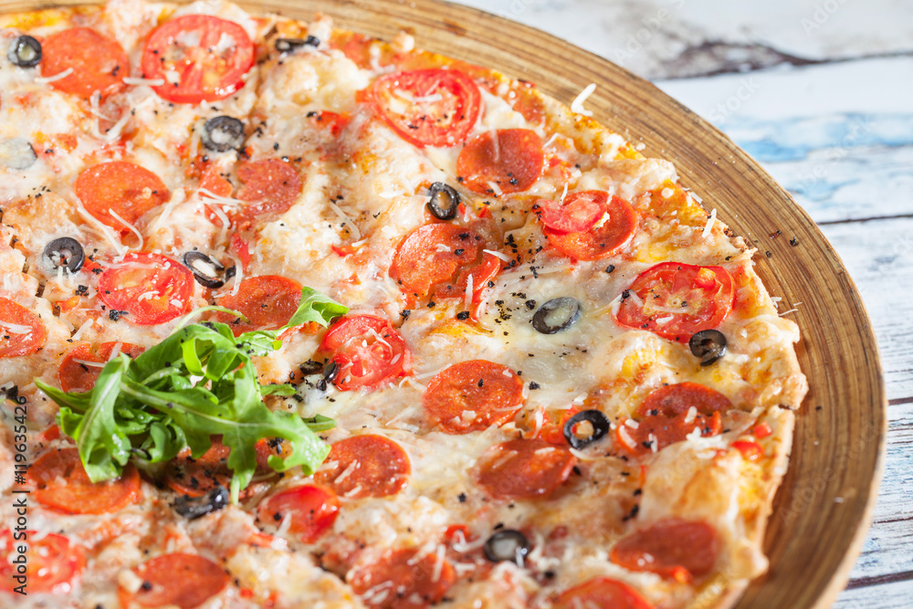 Salami pizza Salami pizza