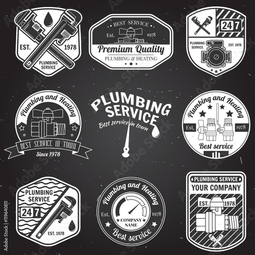 Set of retro vintage plumbing service badges.