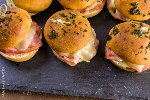 Картината върху платно Ham and Cheese Sliders