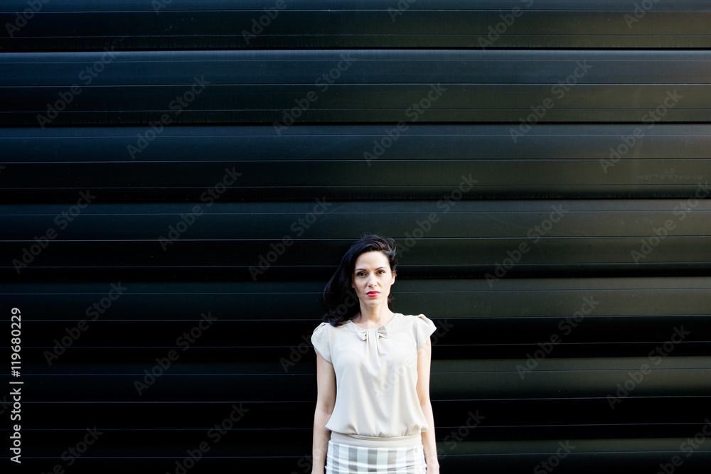 Fototapeta premium Woman dressed up for bussines world