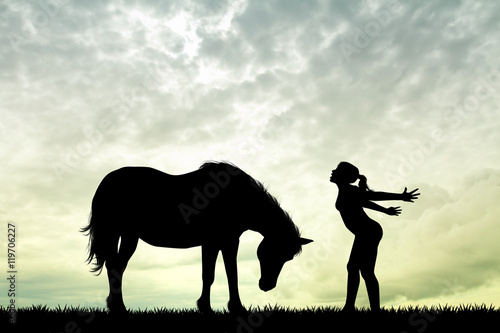 girl with pony © adrenalinapura