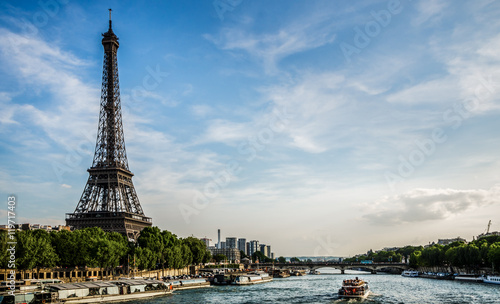 Journée Parisienne - Paris, France