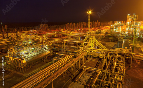 oil refinery at night, the view from the top
