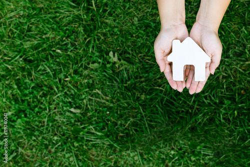 Tableau sur toile transaction with the real estate, house or apartment