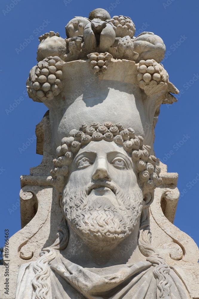 Détail d'une statue de la Galerie Borghese de la Villa Borghese à Rome Détail d'une statue de la Galerie Borghese de la Villa Borghese à Rome