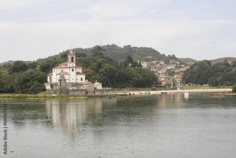 Vista del monasterio de Niembro, Barro. Asturias