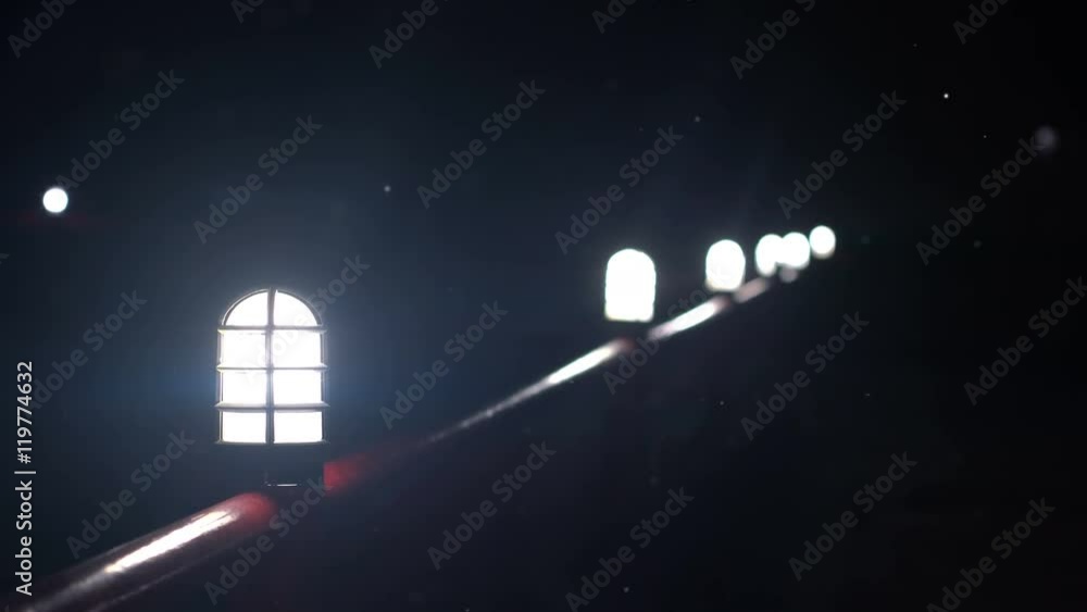 Street lamppost and particles seamless loop 4k UHD (3840x2160)
Street lamppost and particles seamless loop 4k UHD (3840x2160)