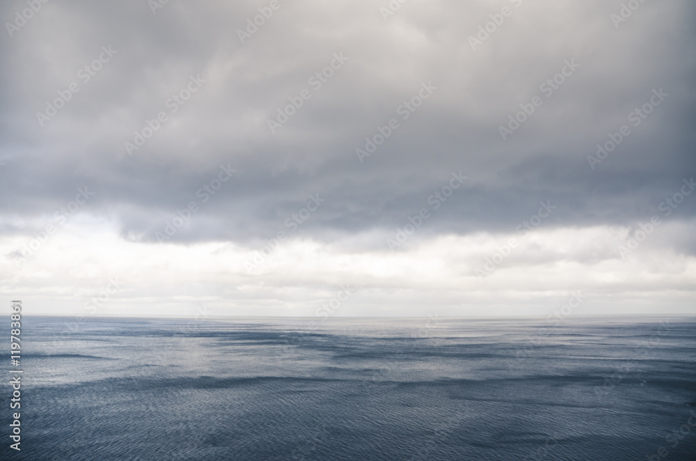 Fototapeta premium heavy clouds over the sea