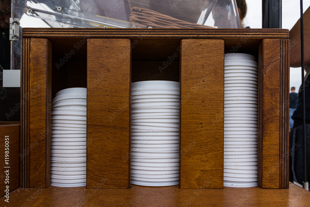 Stacked Coffee Lids Holder Increasing Pattern Stacked Coffee Lids Holder Increasing Pattern