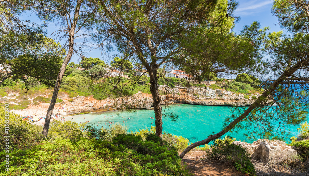 Spanien Mallorca Bucht Strand mit Wasser türkis blau