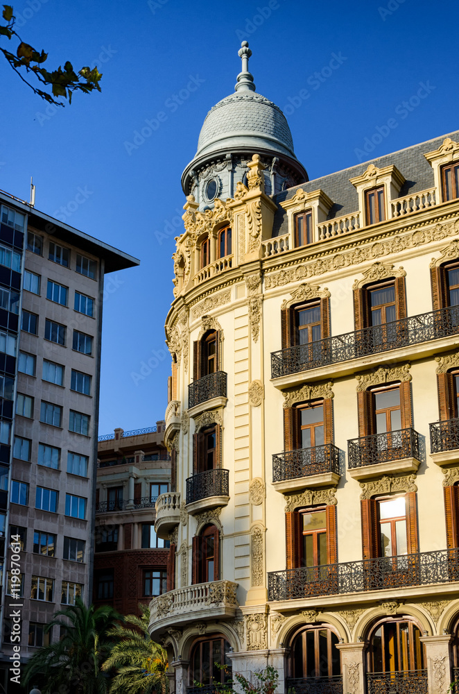 Fototapeta premium Exterior architecture of Valencia city center, Spain
