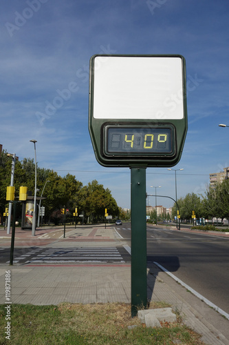 high temperature on the street. A thermometer with no advertisement showing 40 degrees