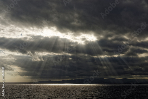 Photography Wolken und Lichtstimmung über dem Mittelmeer vor der Küste von S