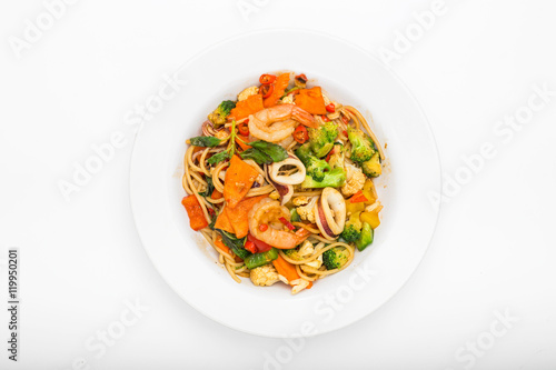 Spaghetti with spicy seafood